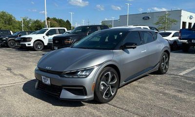 2023 Kia EV6 GT Line