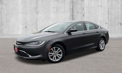 2015 Chrysler 200 Limited