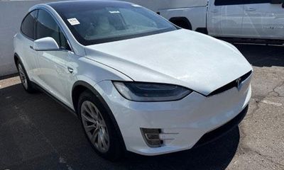 2019 Tesla Model X Performance