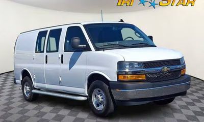 2024 Chevrolet Express 2500