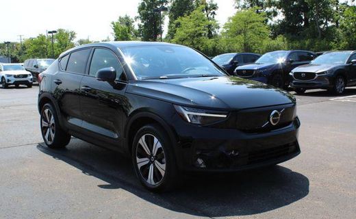 2023 Volvo C40 Plus Dark
