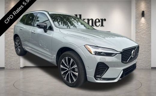 2024 Volvo XC60 Plus Dark