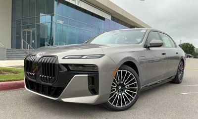 2026 BMW 750E xDrive