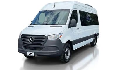 2025 Mercedes-Benz Sprinter 907 VS30 Passenger