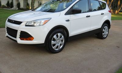 2014 Ford Escape S