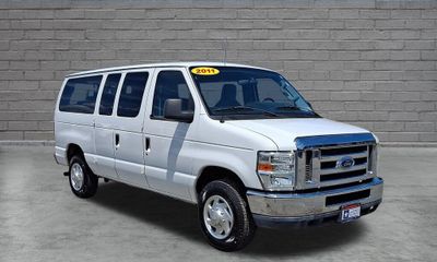 2011 Ford E-350 XLT