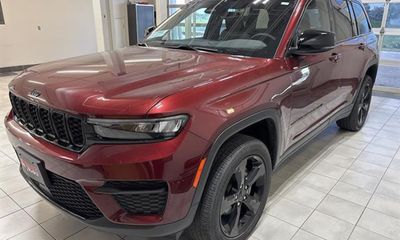2023 Jeep Grand Cherokee