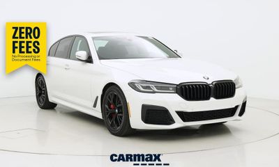 2022 BMW 530i