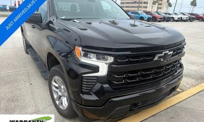 2023 Chevrolet Silverado RST