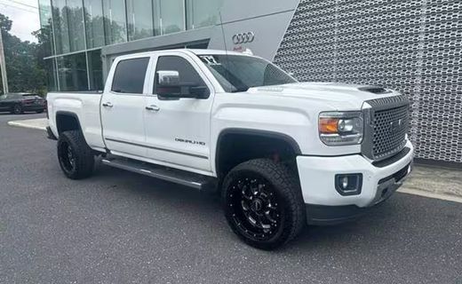 2017 GMC Sierra Denali