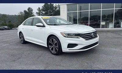2020 Volkswagen Passat SEL