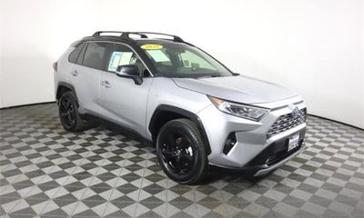2020 Toyota RAV4 XSE HV