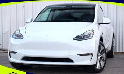 2022 Tesla Model Y Long Range