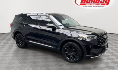 2025 Ford Explorer Platinum
