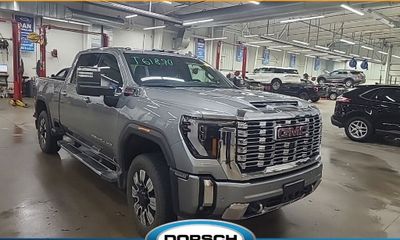 2024 GMC Sierra HD Denali