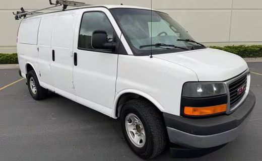 2017 GMC Savana 2500