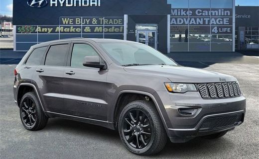 2020 Jeep Grand Cherokee Laredo