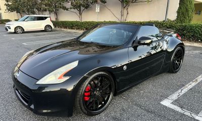 2012 Nissan 370Z Roadster Touring