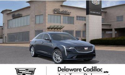 2025 Cadillac CT4 Premium Luxury