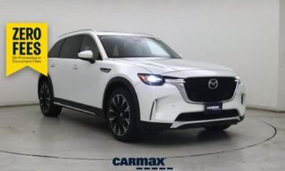 2024 Mazda CX-90 Premium Package