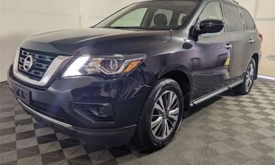 2018 Nissan Pathfinder S