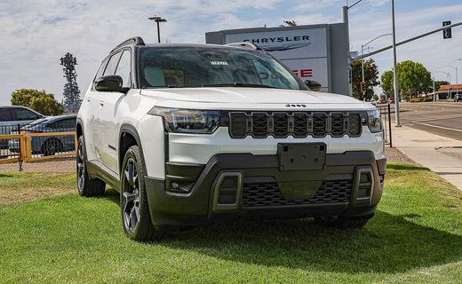 2026 Jeep Cherokee Overland
