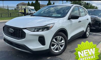 2023 Ford Escape Base