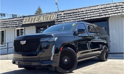 2022 Cadillac Escalade ESV Sport