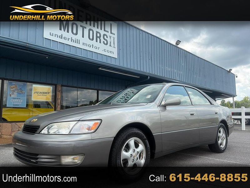 1997 Lexus ES — a typically priced live listing