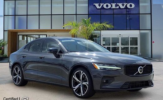 2023 Volvo S60 Plus Dark