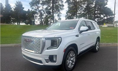2023 GMC Yukon Denali