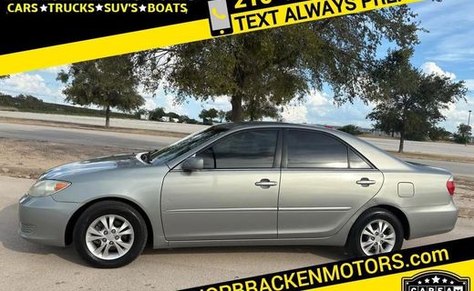2005 Toyota Camry LE
