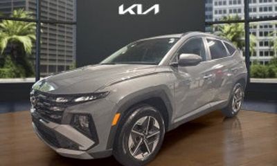 2025 Hyundai Tucson SE