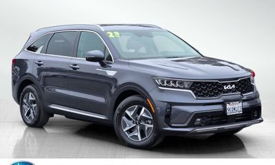 2023 Kia Sorento EX