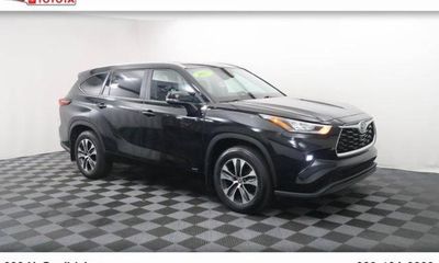 2025 Toyota Highlander XLE Nightshade 25TH