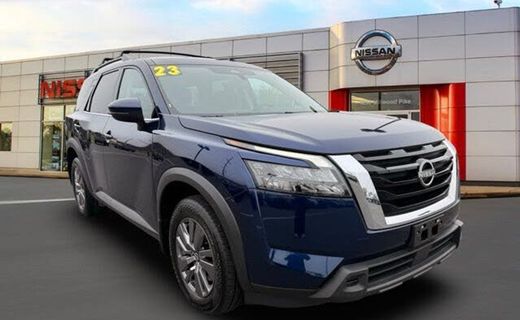 2023 Nissan Pathfinder SV