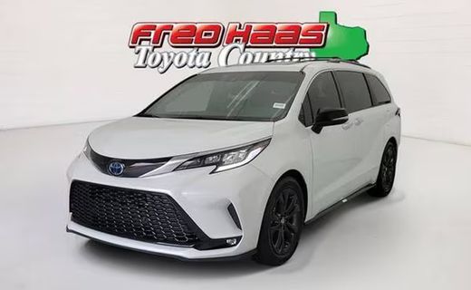 2023 Toyota Sienna
