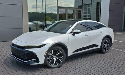 2024 Toyota Crown Limited
