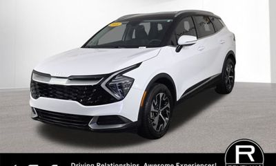 2025 Kia Sportage EX