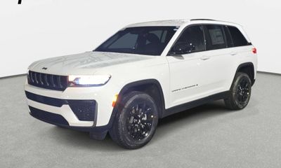 2026 Jeep Grand Cherokee Base Laredo