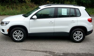 2016 Volkswagen Tiguan 4Motion S R