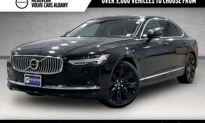 2023 Volvo S90 Plus Bright With