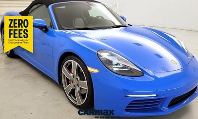 2024 Porsche 718 Boxster S