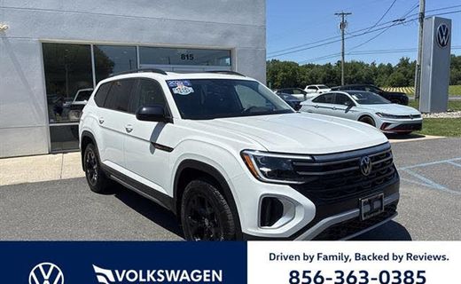 2024 Volkswagen Atlas 4MOTION Peak Edition