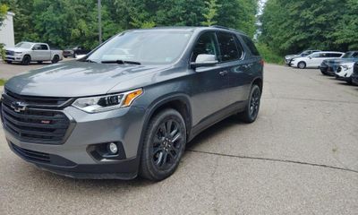 2021 Chevrolet Traverse RS
