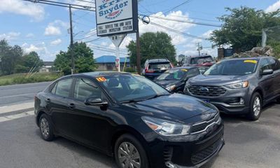 2019 Kia RIO LX S