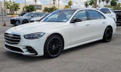 2023 Mercedes-Benz S-Class S500 4MATIC