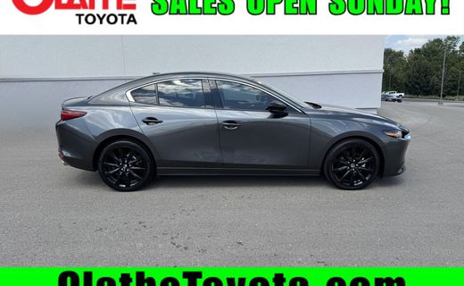 2022 Mazda MAZDA3 Premium Plus Package