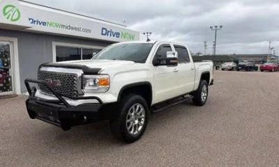 2014 GMC Sierra Denali