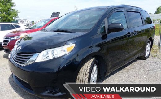 2017 Toyota Sienna LE
